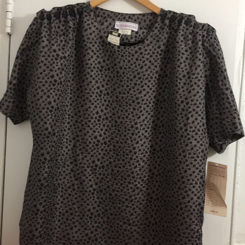 VTG Blouse